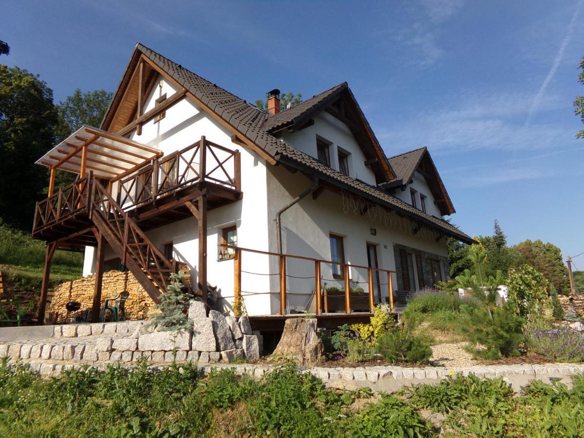 Motyli Chalupa - Luxusni Apartmany U Jestedu Dlouhy Most Extérieur photo